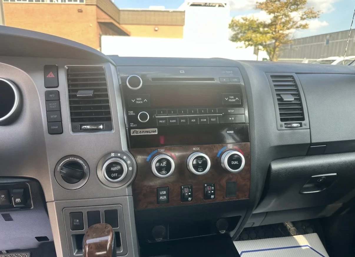 Toyota Tundra Platinum | 5.7 V8 | Обдухване | JBL | Без Инцидент, снимка 7 - Автомобили и джипове - 53861450