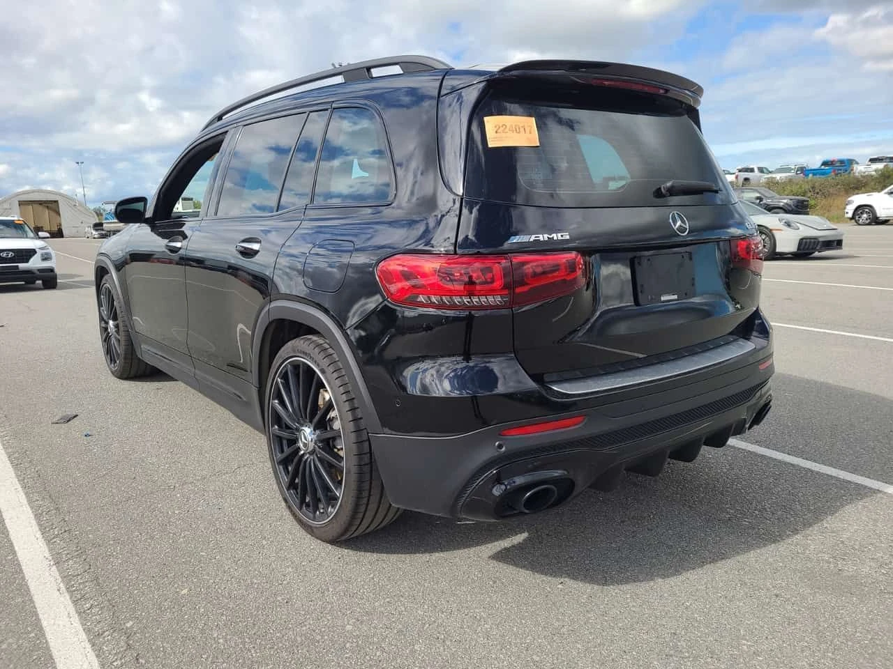 Mercedes-Benz GLB35AMG * Един собственик * CARFAX * Oт Mercedes * , снимка 5 - Автомобили и джипове - 54966873