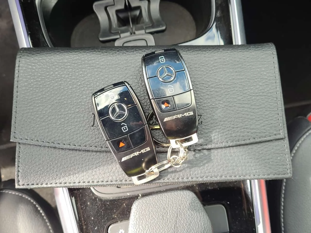 Mercedes-Benz GLB35AMG * Един собственик * CARFAX * Oт Mercedes * , снимка 13 - Автомобили и джипове - 54966873
