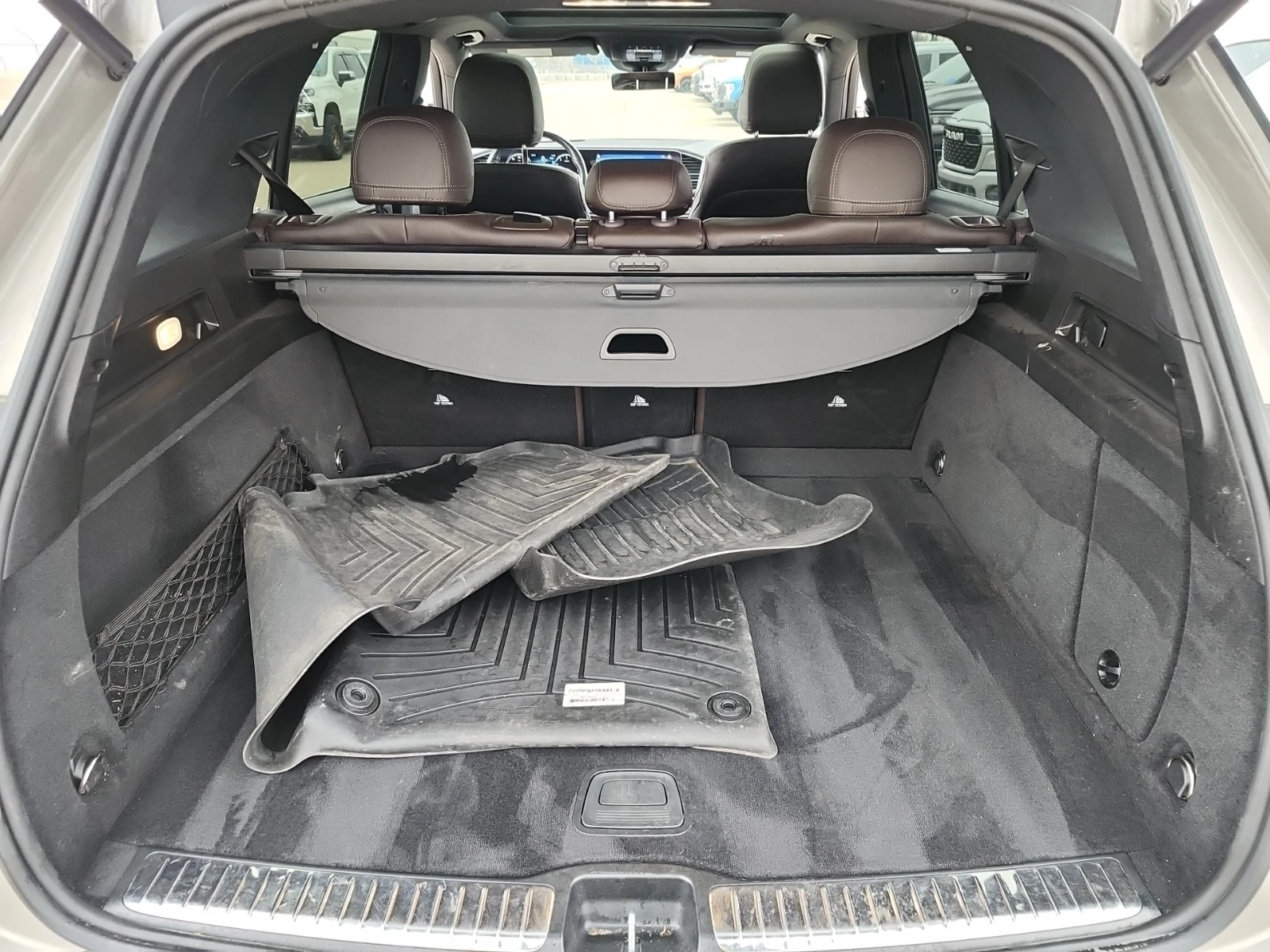 Mercedes-Benz GLE 350 BURMESTER * ПОДГРЕВИ * ПАНО * KEYLESS, снимка 14 - Автомобили и джипове - 55090569