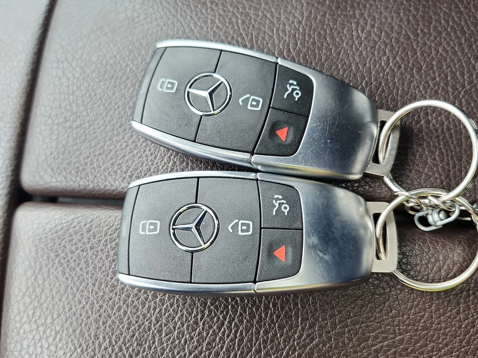 Mercedes-Benz GLE 350 BURMESTER * ПОДГРЕВИ * ПАНО * KEYLESS, снимка 13 - Автомобили и джипове - 55090569