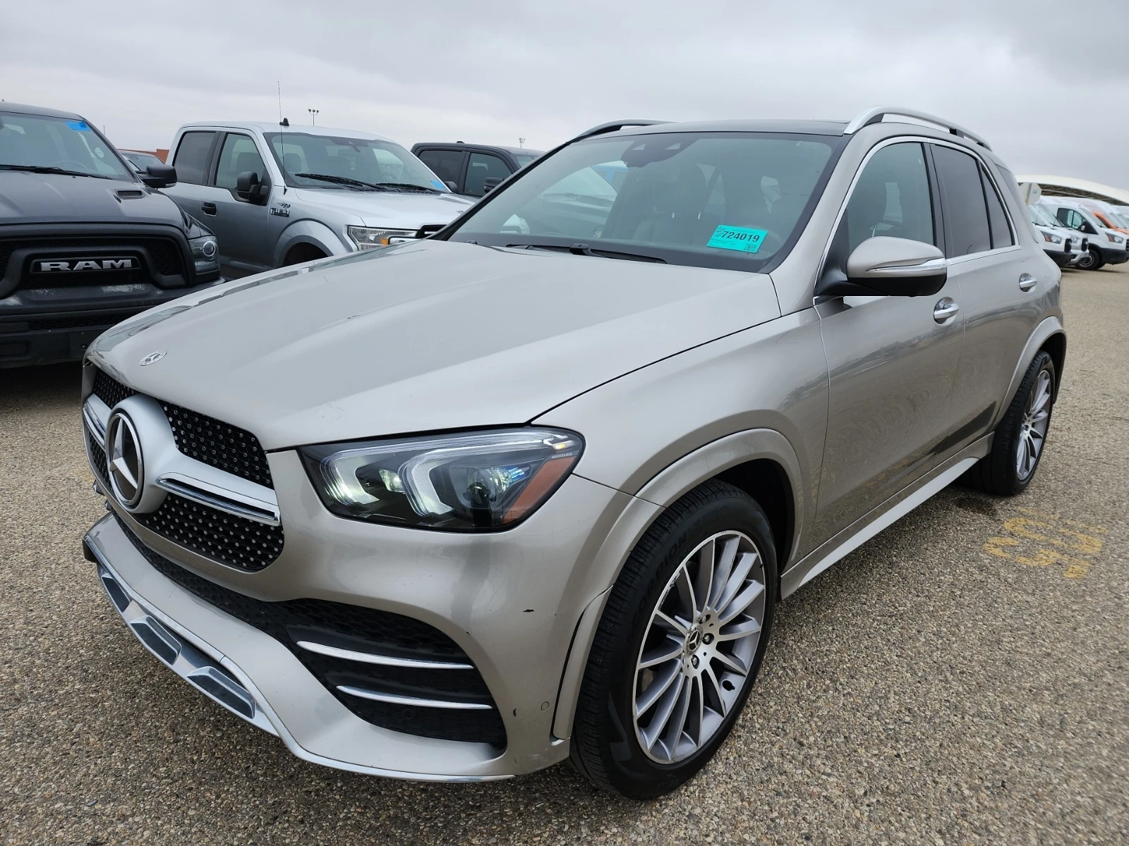 Mercedes-Benz GLE 350 BURMESTER * ПОДГРЕВИ * ПАНО * KEYLESS, снимка 2 - Автомобили и джипове - 55090569