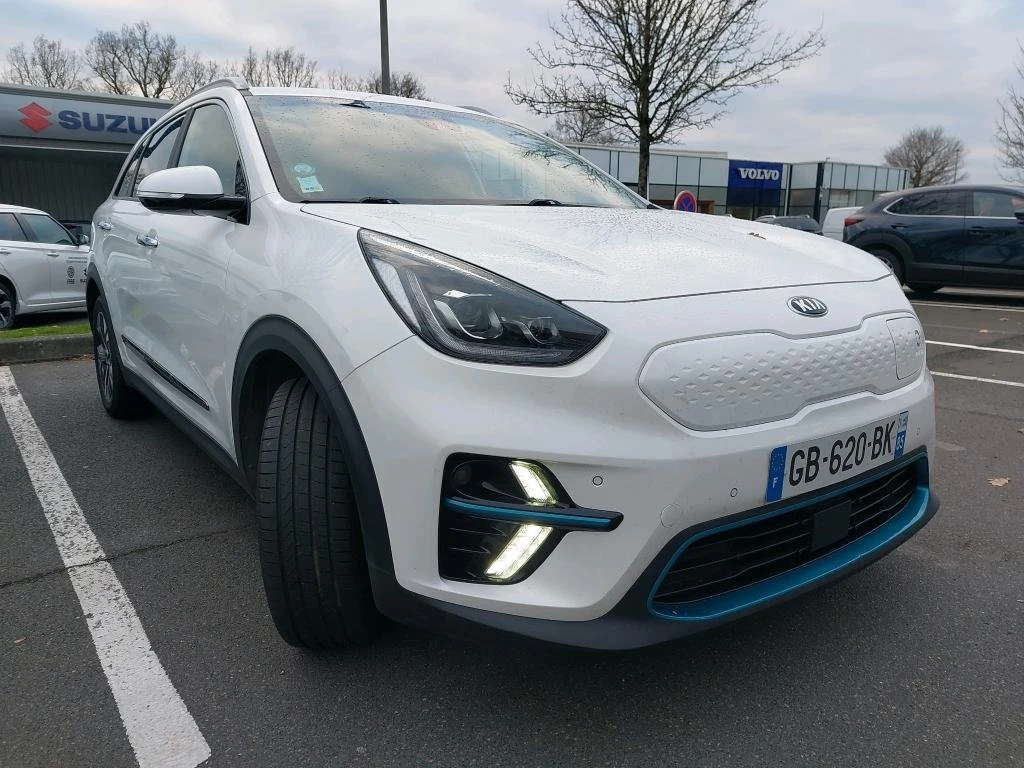 Kia Niro 65 kWh Premium, снимка 2 - Автомобили и джипове - 55185455