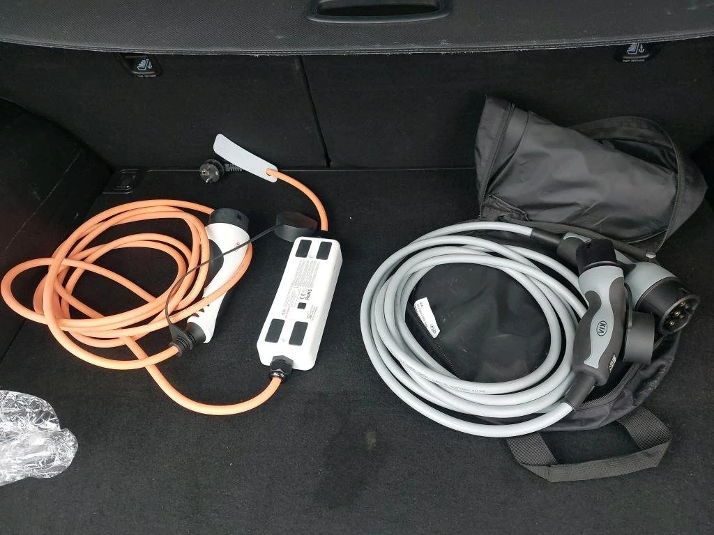 Kia Niro 65 kWh Premium, снимка 5 - Автомобили и джипове - 55185455
