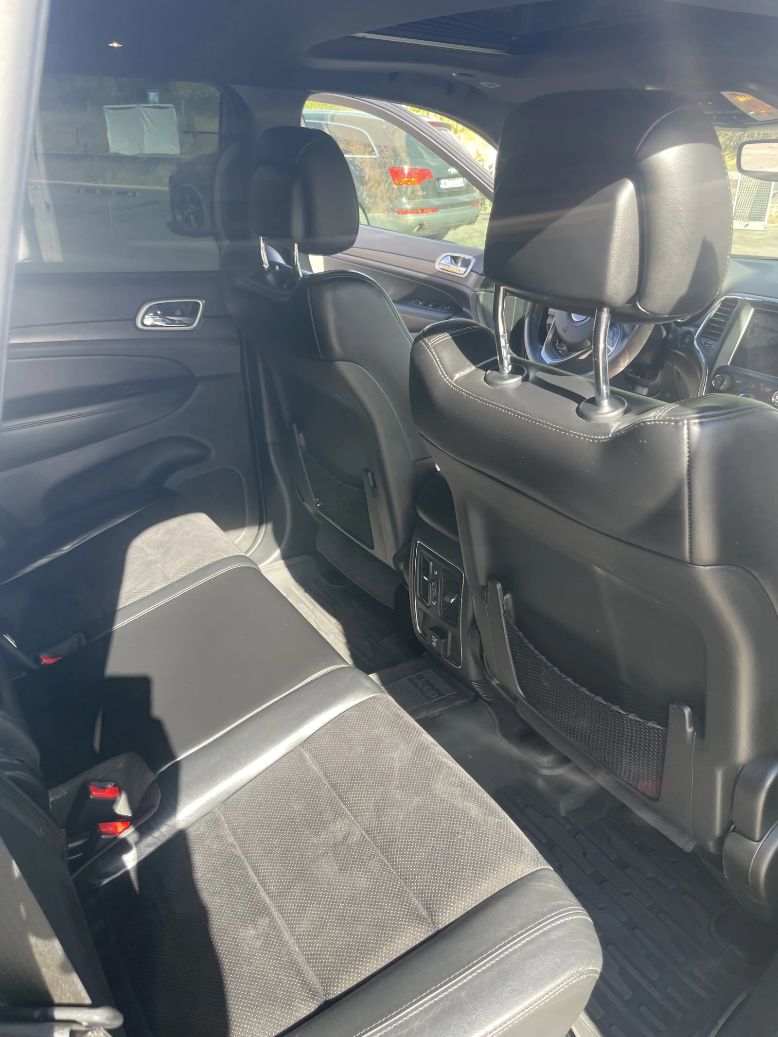 Jeep Grand cherokee 3.6, снимка 8 - Автомобили и джипове - 56182746