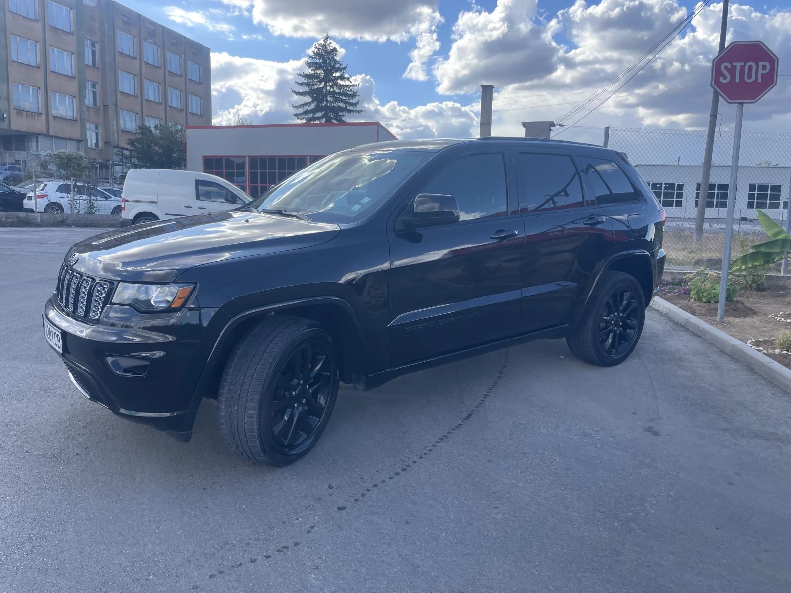 Jeep Grand cherokee 3.6, снимка 3 - Автомобили и джипове - 56182746