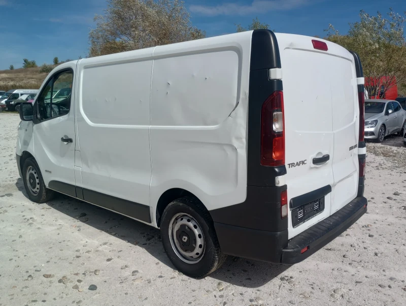 Renault Trafic 1.6DCI, снимка 5 - Бусове и автобуси - 47448947