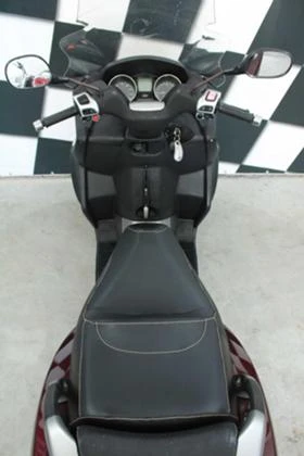 Piaggio Mp3 250ie 2007г., снимка 10