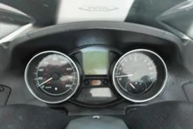 Piaggio Mp3 250ie 2007г., снимка 8