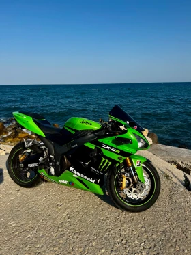 ������ Kawasaki Zxr