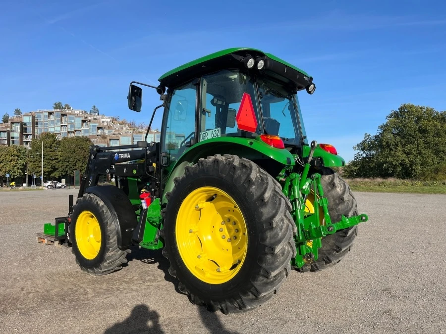 Трактор John Deere 5070M - изображение 10