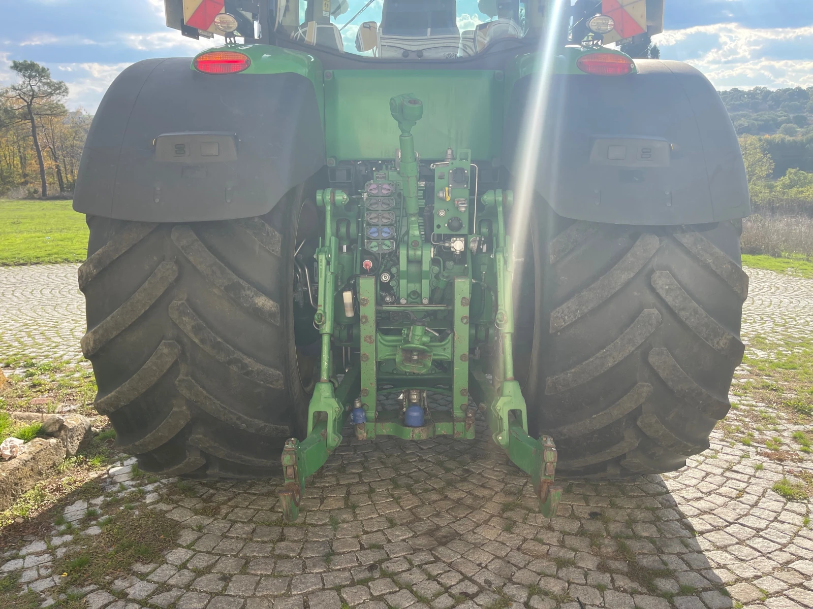 Трактор John Deere 8370R POWER SHIFT E-23 ЛИЗИНГ - изображение 7