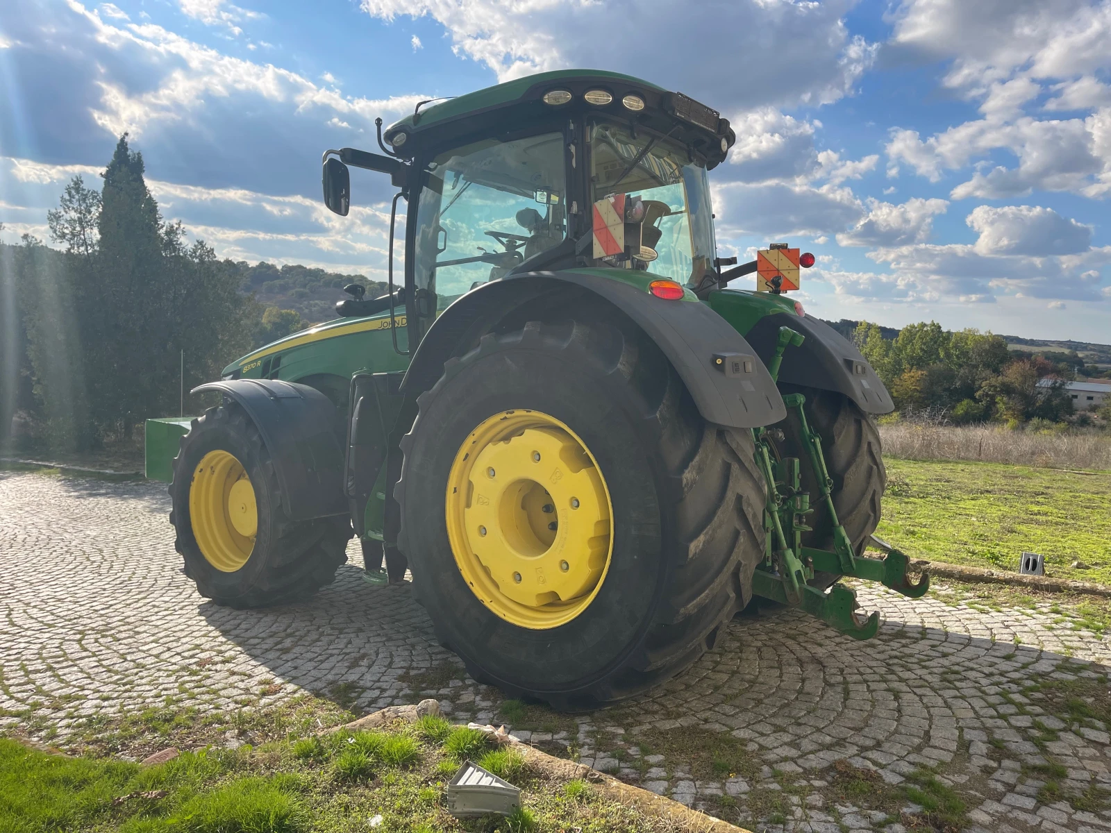 Трактор John Deere 8370R POWER SHIFT E-23 ЛИЗИНГ - изображение 5
