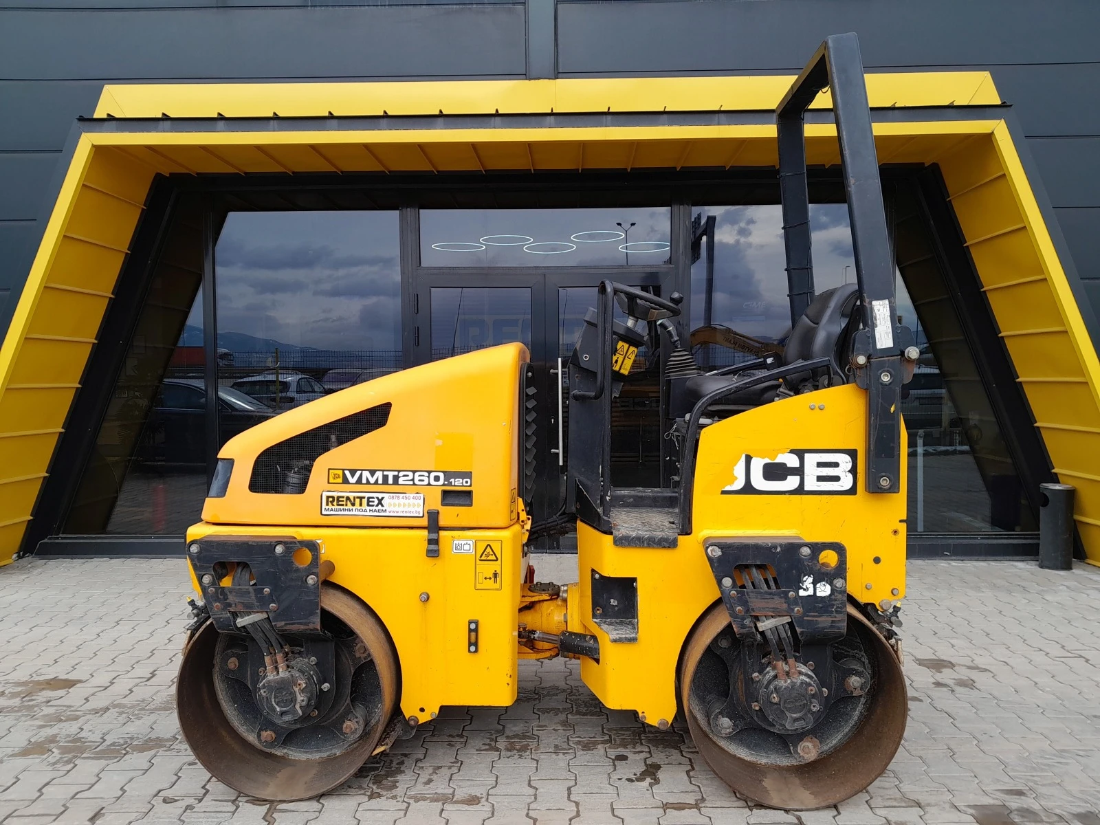 Валяк Друга марка Двубандажен JCB VMT260 2700кг - изображение 2