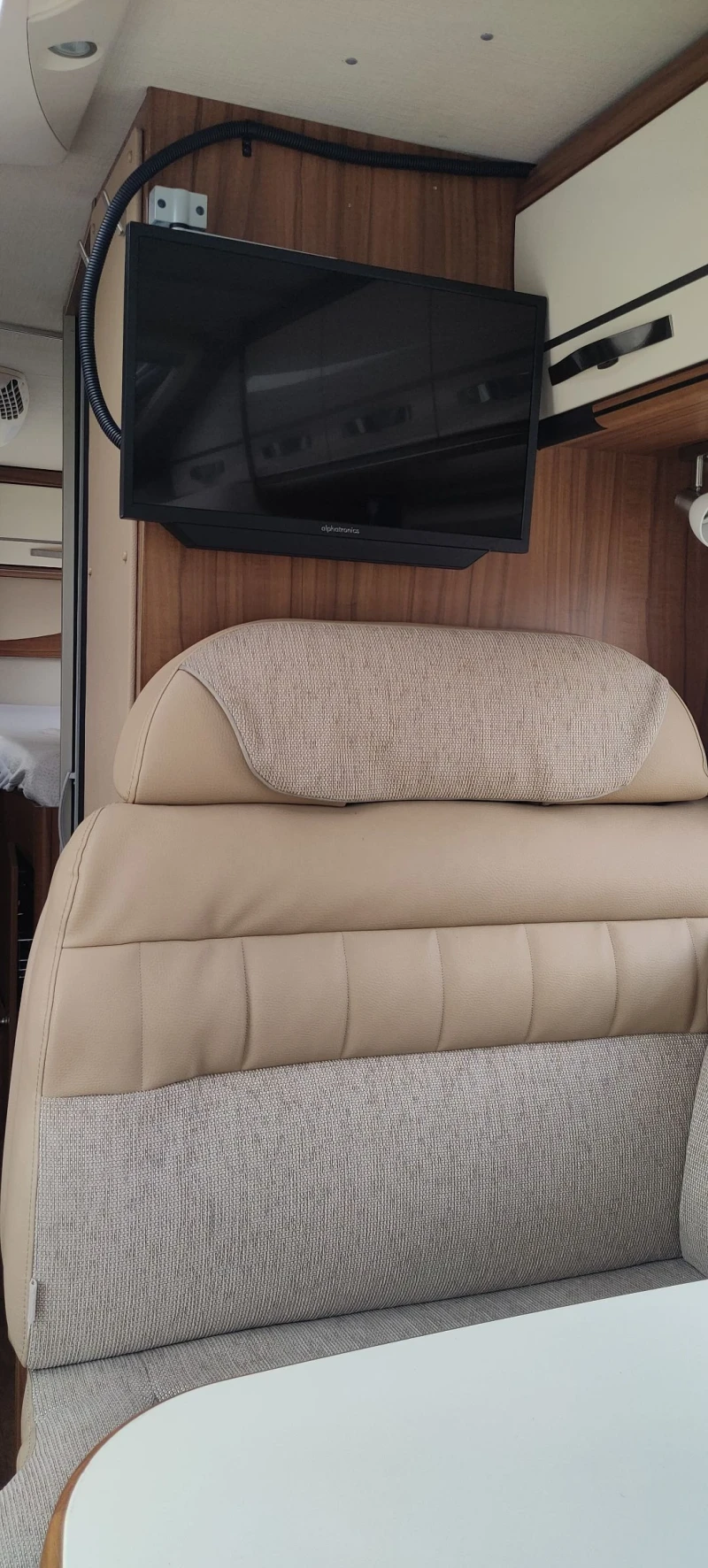 Кемпер HYMER / ERIBA EX578, снимка 15 - Каравани и кемпери - 51903049