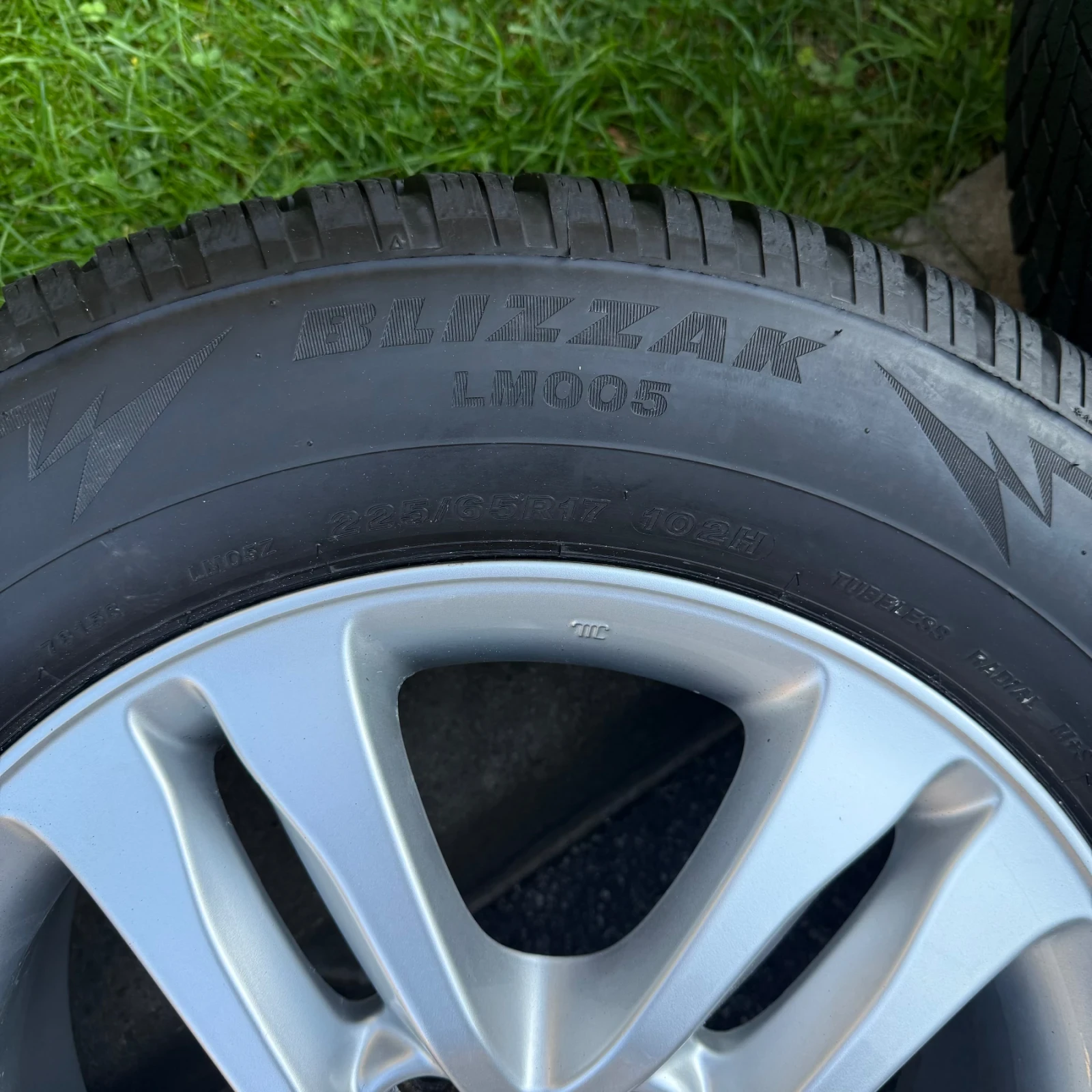   225/65R17  Honda Cr-v | Mobile.bg   4