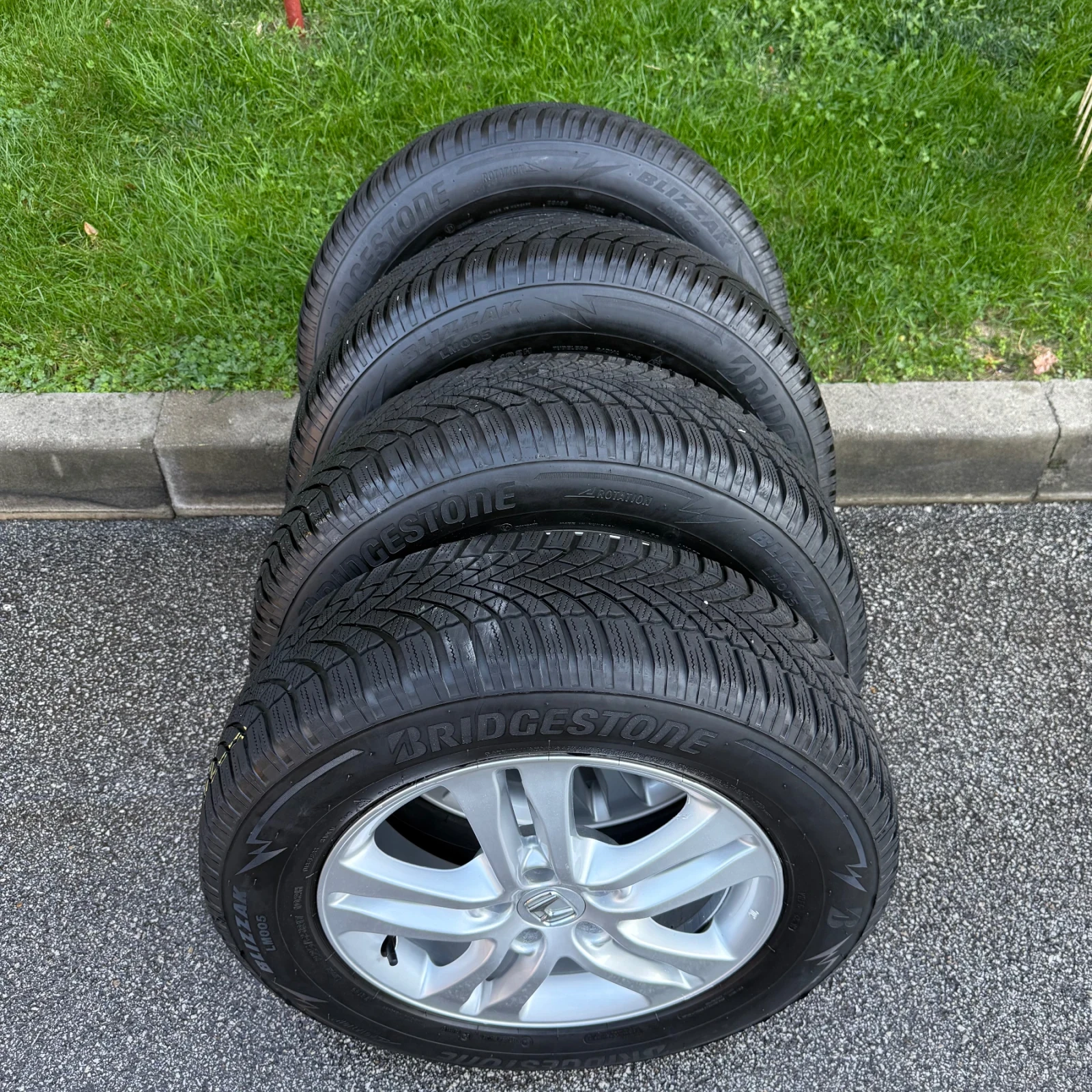    225/65R17  Honda Cr-v | Mobile.bg   10
