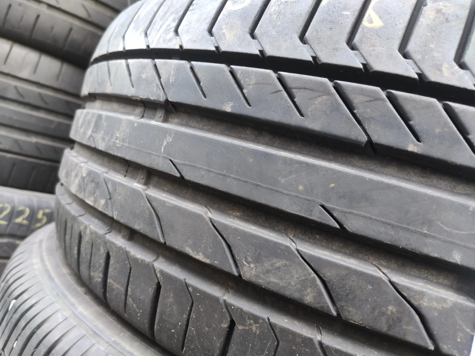 Гуми Летни 235/55R18
