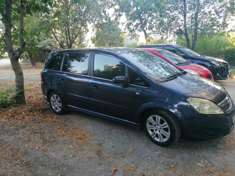 Opel Zafira ВАН, снимка 16 - Автомобили и джипове - 46772106