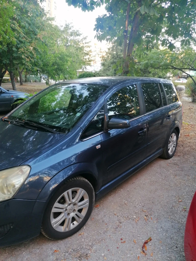 Opel Zafira ВАН, снимка 13 - Автомобили и джипове - 46772106