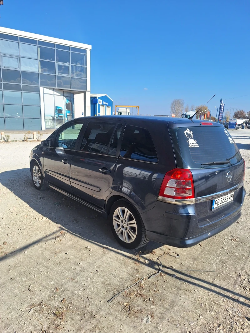 Opel Zafira, снимка 2 - Автомобили и джипове - 48032423