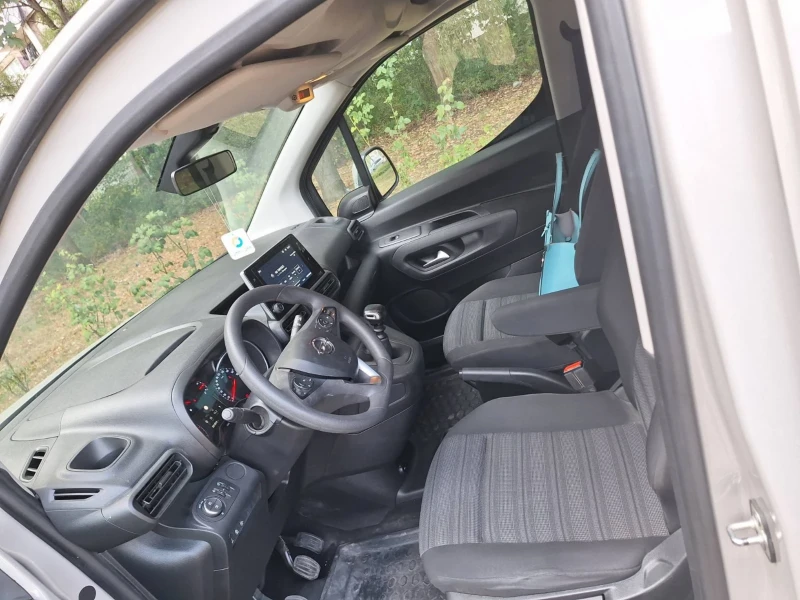 Opel Combo 6+ 1 LONG, KAMERA, NAVI, BLUETOOTH, снимка 3 - Автомобили и джипове - 47373592