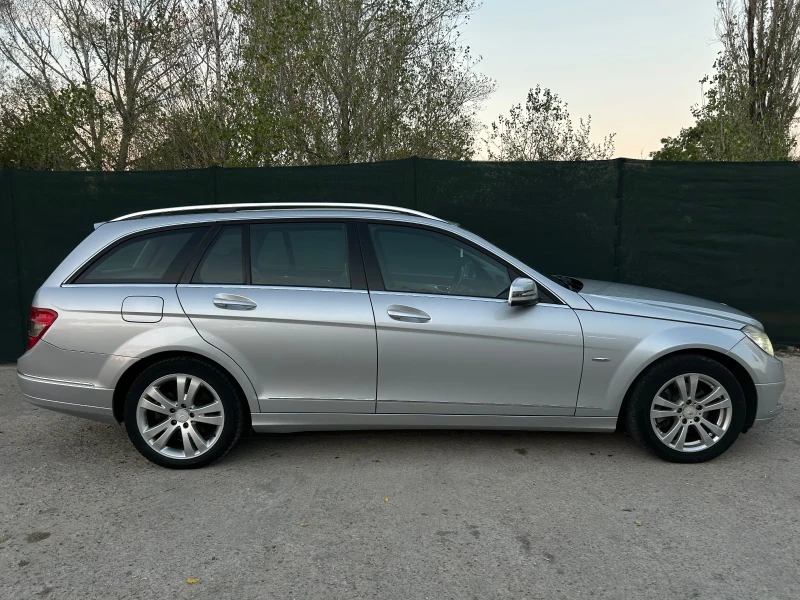 Mercedes-Benz C 220, снимка 7 - Автомобили и джипове - 47383550