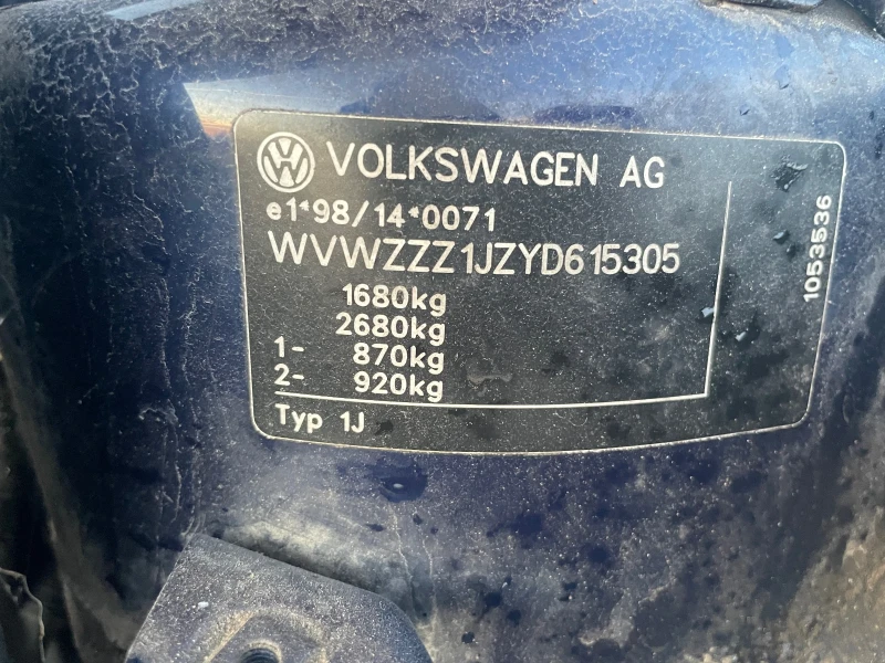 VW Golf 1.4 -16 V, снимка 7 - Автомобили и джипове - 48852602