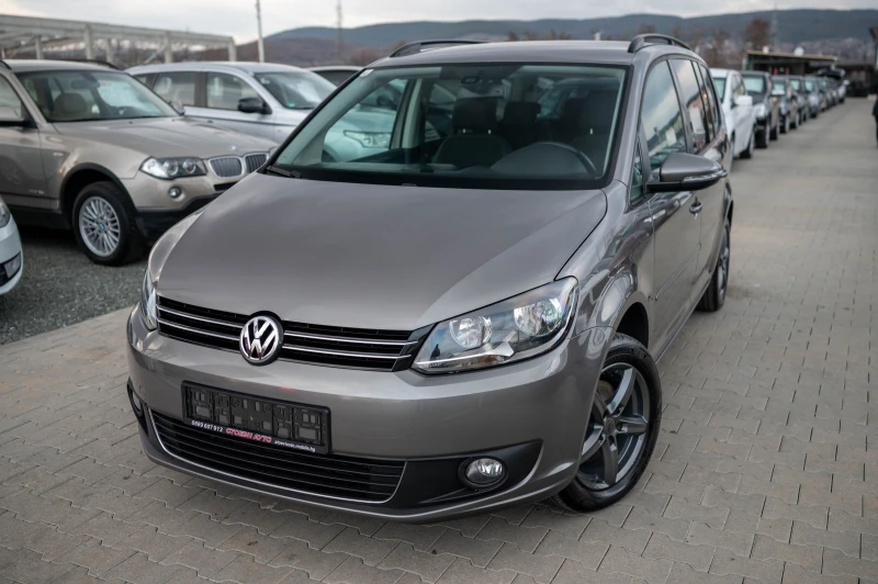 VW Touran Навигация* 6ск* 7места, снимка 1 - Автомобили и джипове - 48998452