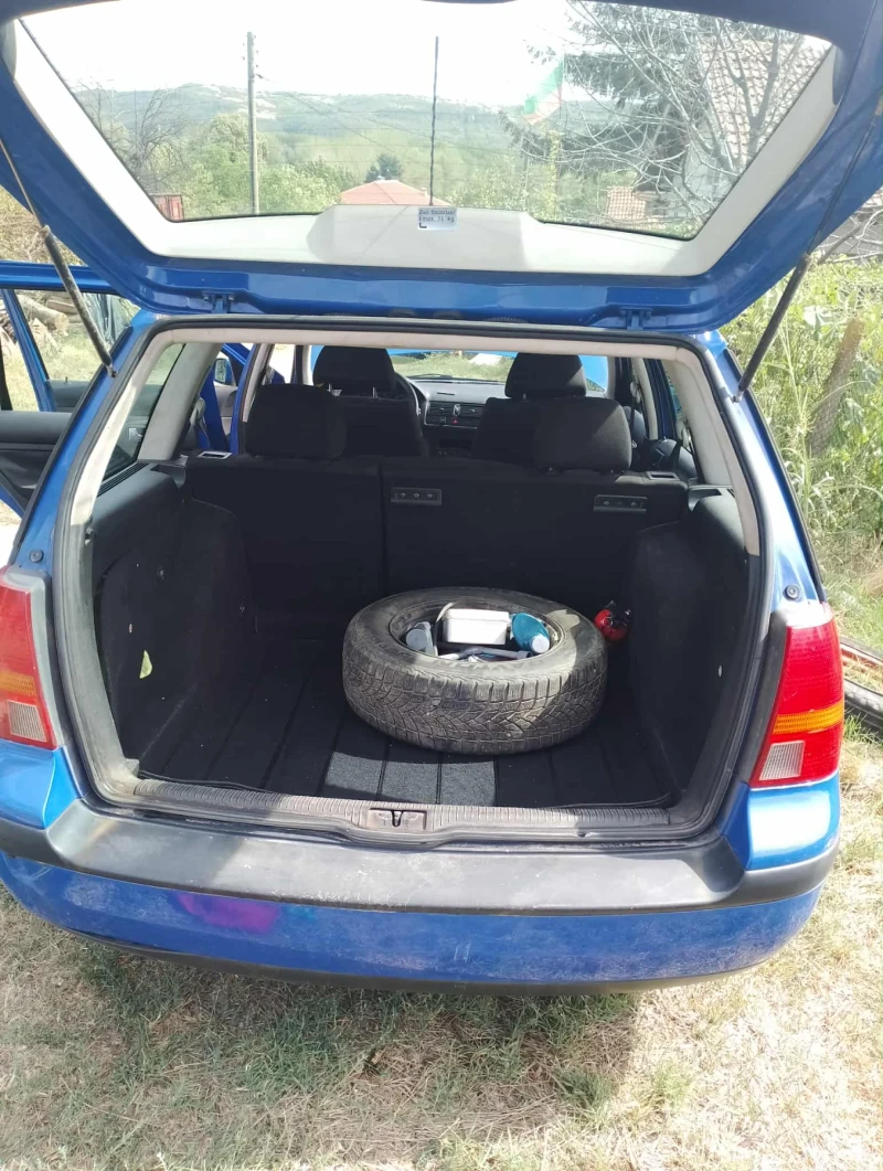 VW Golf 4, снимка 6 - Автомобили и джипове - 52125825