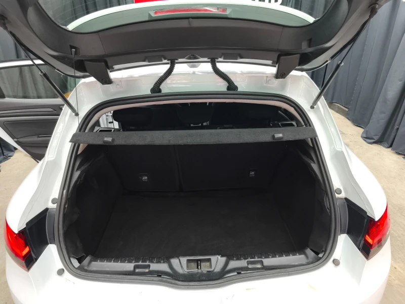 Renault Megane 1.5dci 95k.c 6c.k Euro6D, снимка 10 - Автомобили и джипове - 52095943
