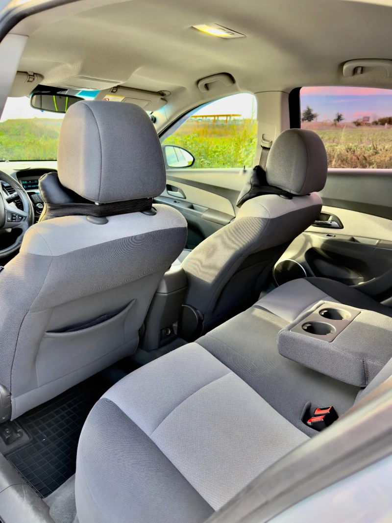 Chevrolet Cruze, снимка 9 - Автомобили и джипове - 53129403