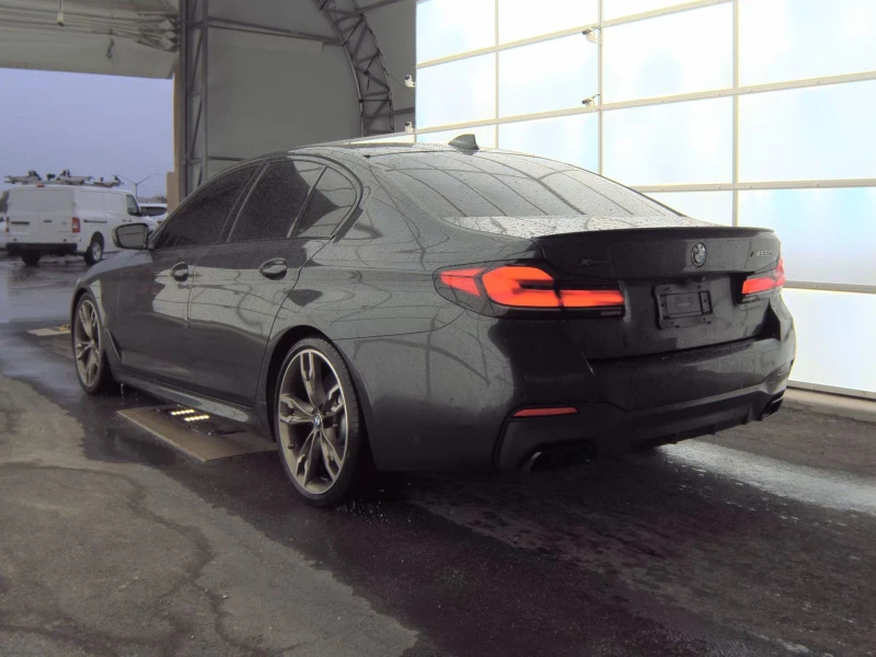 BMW 550 * M* XDRIVE* LASER* DIGITAL* MEMORY* PODGR* OBDUH, снимка 2 - Автомобили и джипове - 52326909