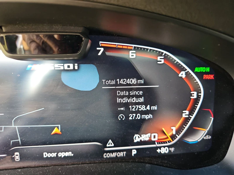 BMW 550 * M* XDRIVE* LASER* DIGITAL* MEMORY* PODGR* OBDUH, снимка 11 - Автомобили и джипове - 52326909