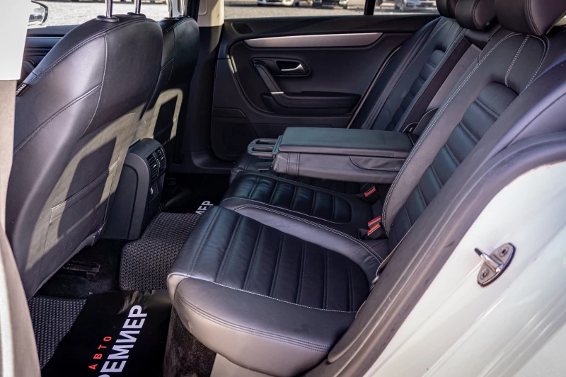 VW CC 2.0 TDI 4Motion - ТОП СЪСТОЯНИЕ -  ГАРАНЦИЯ!, снимка 11 - Автомобили и джипове - 52524031