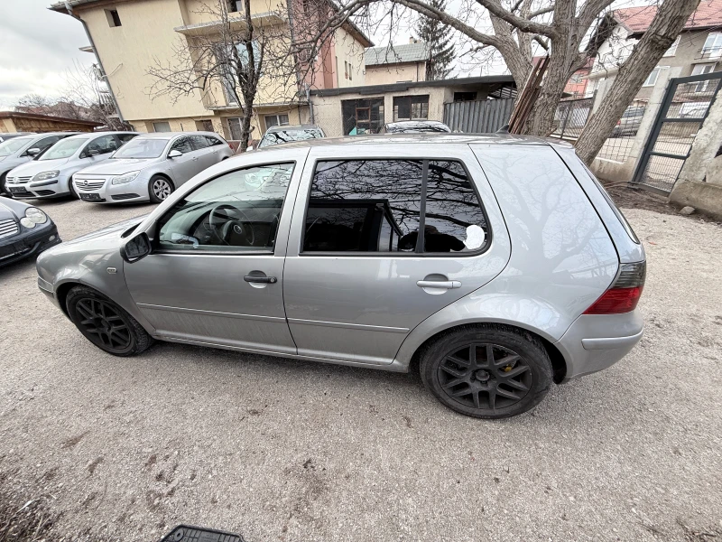 VW Golf 1.9 TDI, снимка 5 - Автомобили и джипове - 53565272