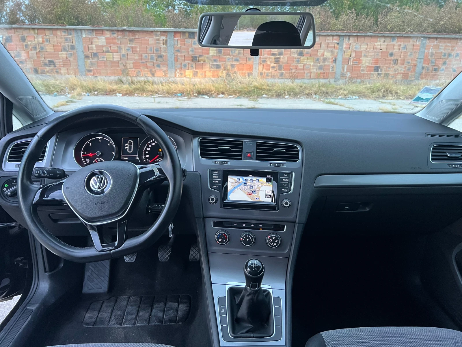 VW Golf Variant 1.6TDI - изображение 5