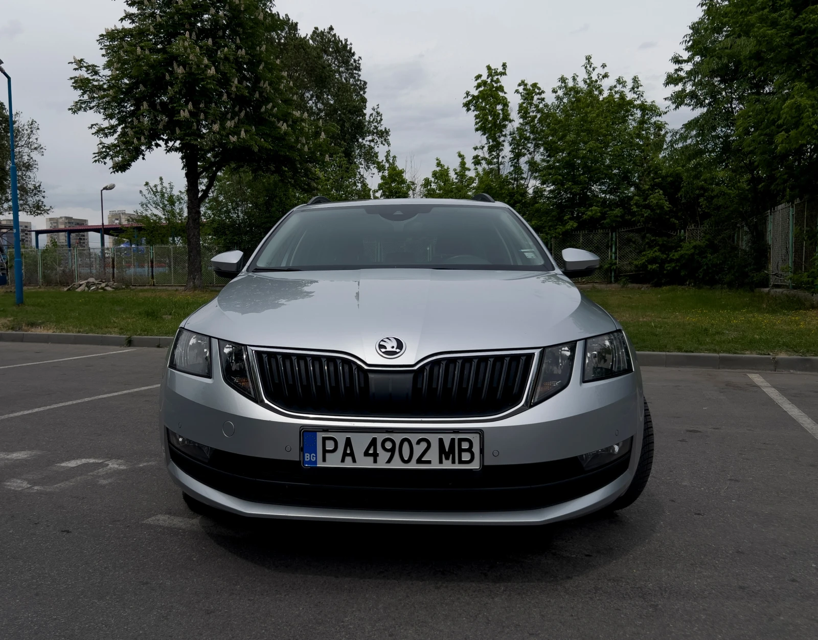 Skoda Octavia 1.6TDI // DSG7 // ВЪРНАТА ОТ ЛИЗИНГ // ОБСЛУЖЕНА  - изображение 6