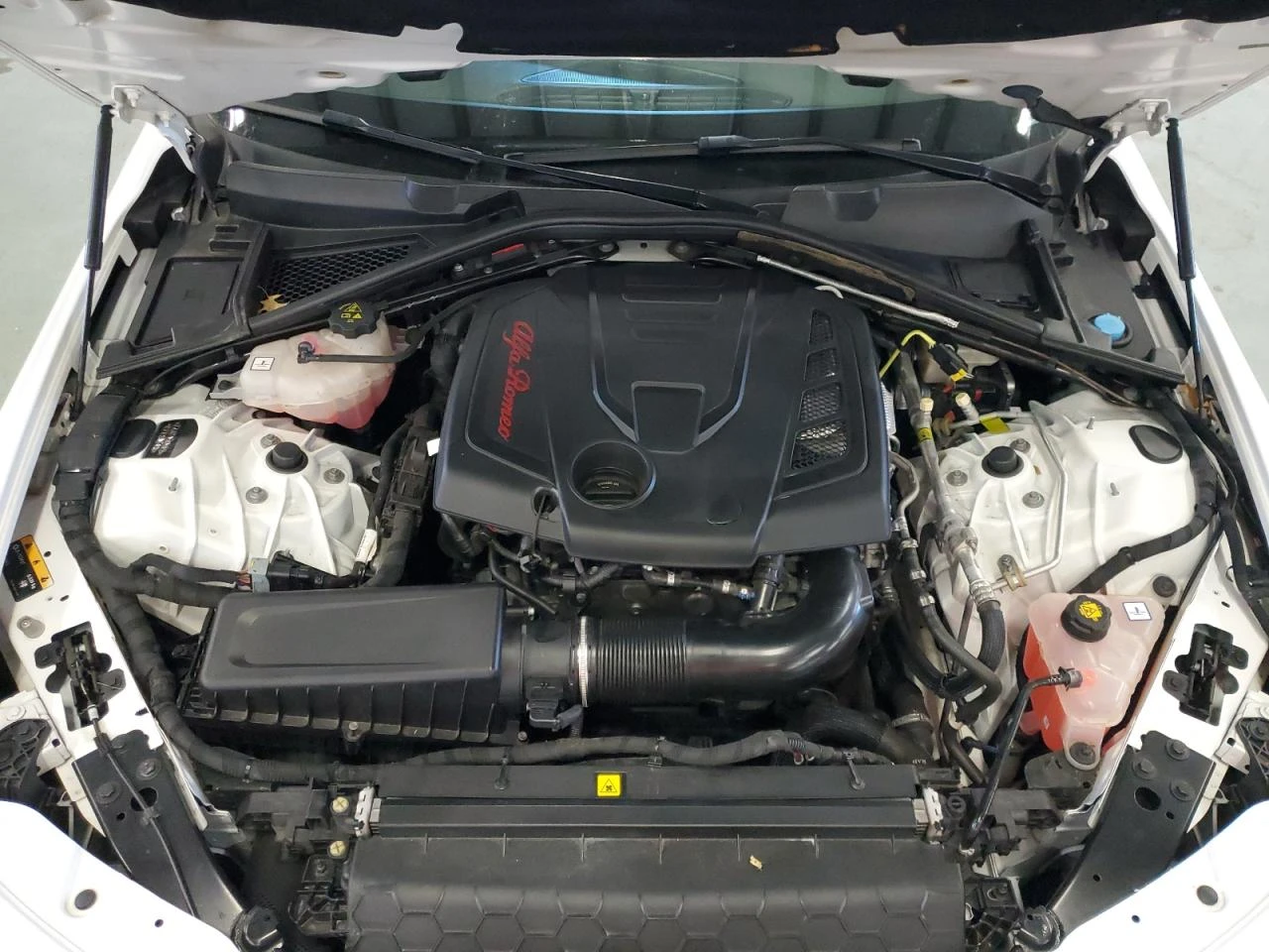 Alfa Romeo Giulia Ti * Възможност за Лизинг*  | Mobile.bg — изображение 11