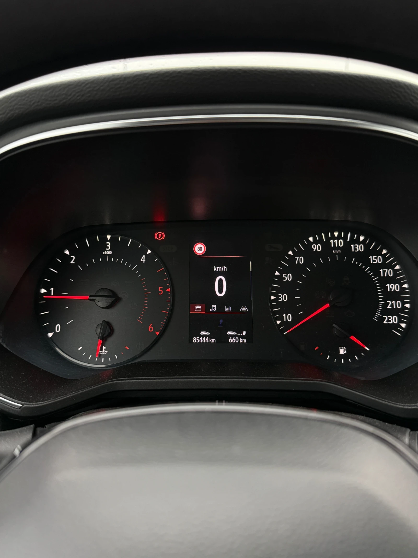 Renault Clio  - изображение 6