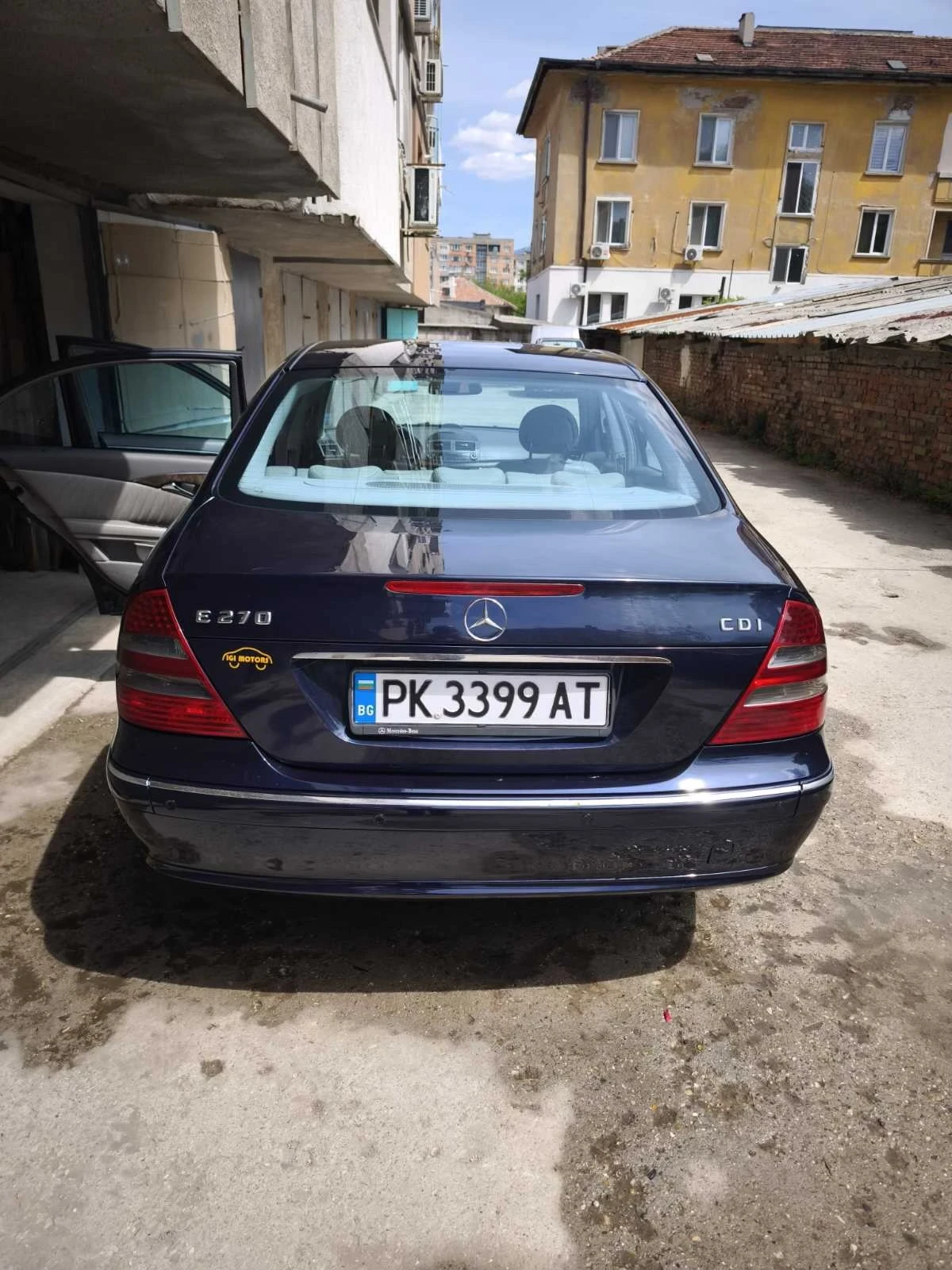 Mercedes-Benz E 270 CDI - изображение 2