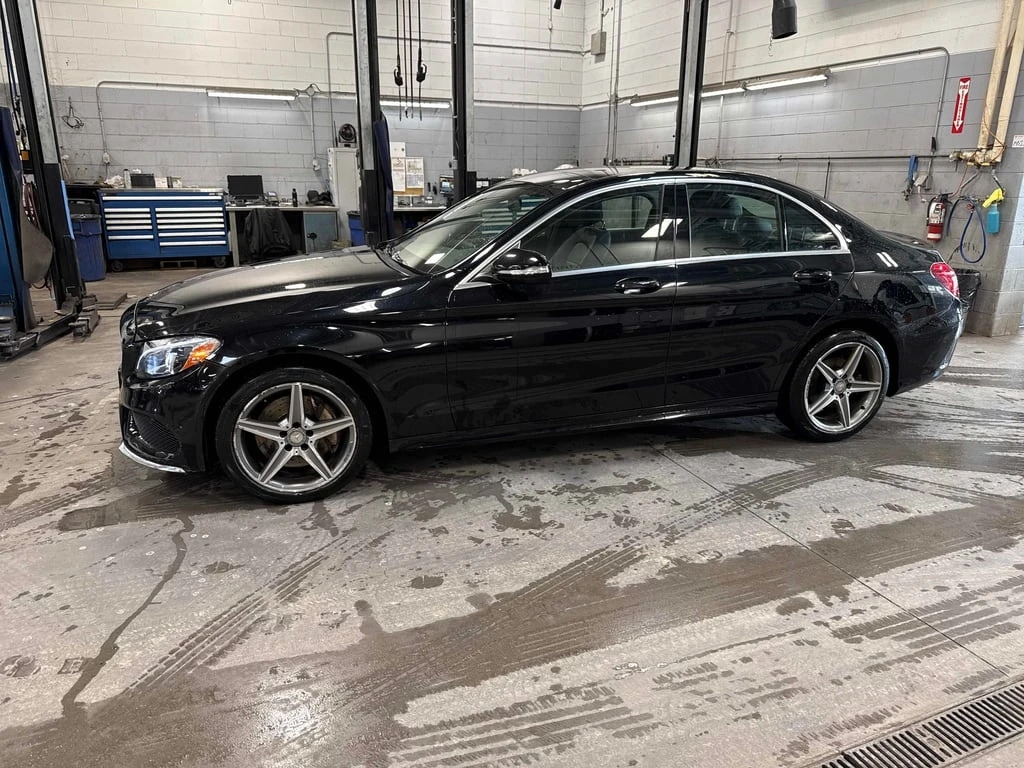 Mercedes-Benz C 300 2015 4МАTIC * ГЛАВНО ПРЕДСТАВИТЕЛСТВО НА MERCEDES* - изображение 3