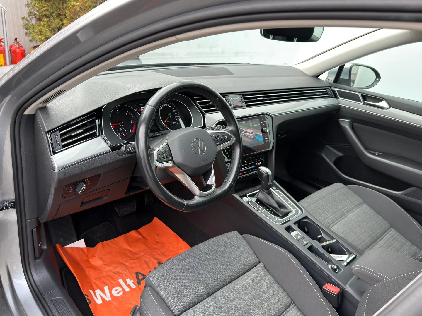 VW Passat Business 2.0 TDI SCR DSG | Mobile.bg � ����������� 8