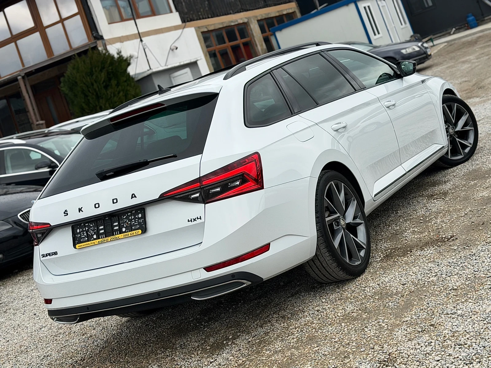 Skoda Superb 2.0TDI 190кс 4x4 SportLine ДИГИТАЛ ПАНОРАМА FULL - изображение 6
