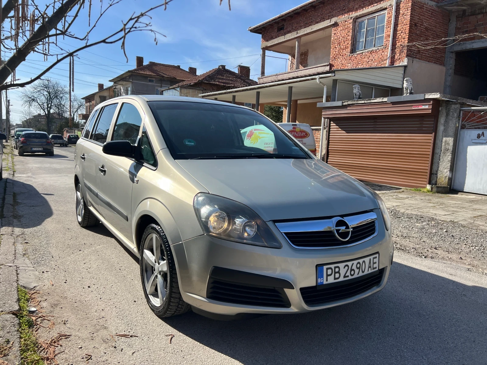 Opel Zafira, снимка 2 - Автомобили и джипове - 53820266