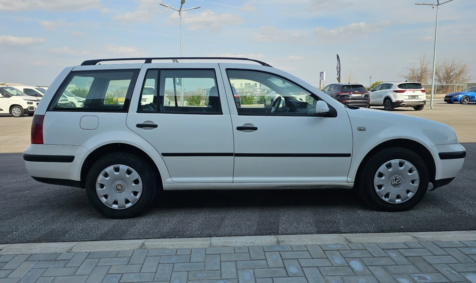 VW Golf 1.9 TDI / 96 kW (131PS), снимка 6 - Автомобили и джипове - 53876561