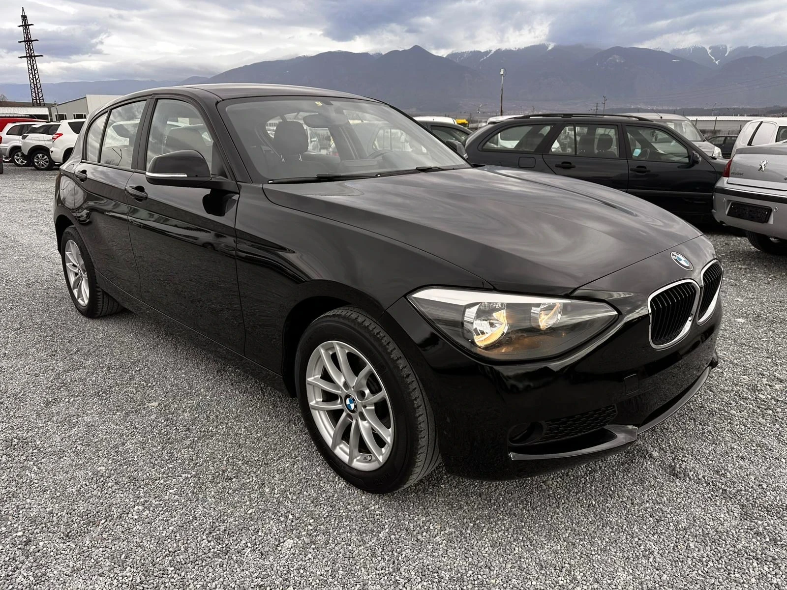 BMW 114, снимка 5 - Автомобили и джипове - 53889083