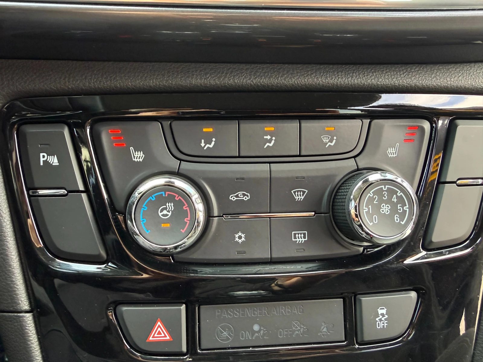 Opel Mokka X 1.4T АВТОМАТ CARPLAY, снимка 11 - Автомобили и джипове - 54001418