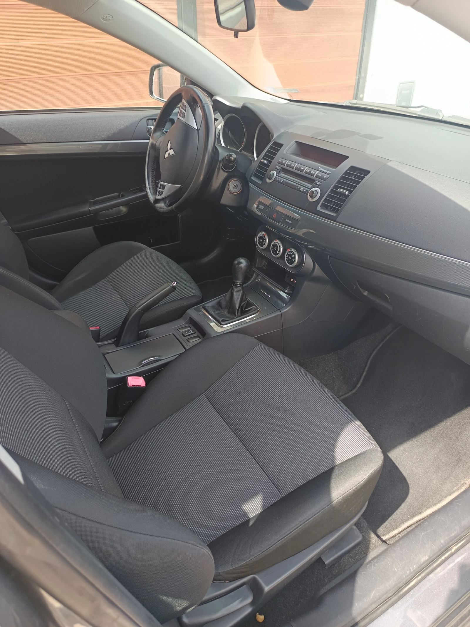 Mitsubishi Lancer Sportback, снимка 11 - Автомобили и джипове - 54178980