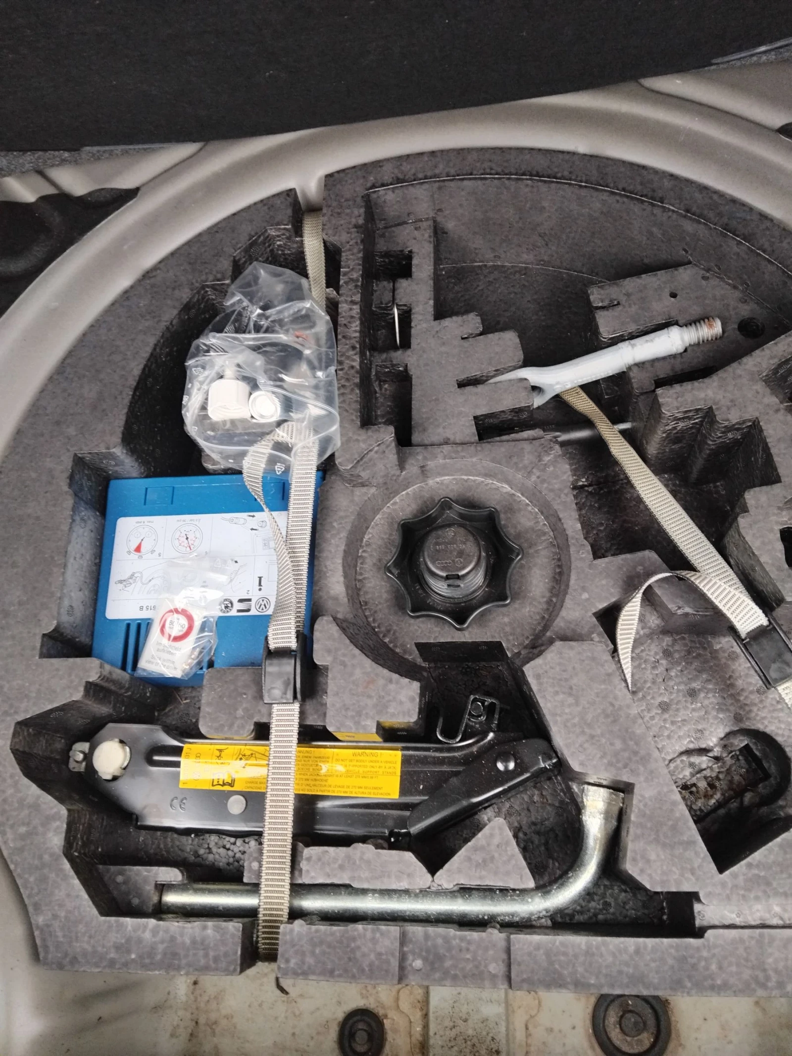 VW Golf, снимка 15 - Автомобили и джипове - 54313961